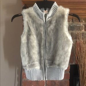 Fun, furry Gymboree vest, gray - 7/8.